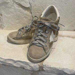 Natural breeze sneakers